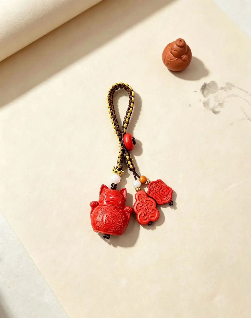 Cinnabar Fortune Cat Keychain Charm – Chinese Wealth & Blessing Amulet Pendant